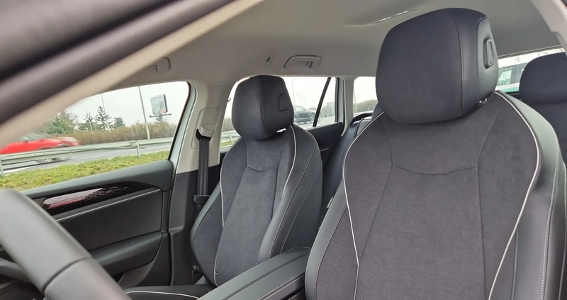 Volkswagen Passat cena 178500 przebieg: 10, rok produkcji 2024 z Okonek małe 529